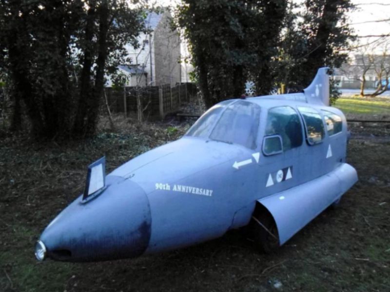 Beechcraft B55 Plane